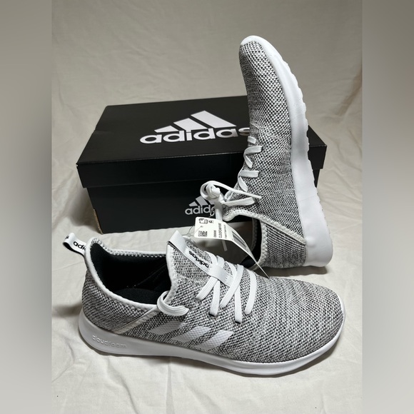 NWT Adidas Cloudfoam, Pure 2.0 Grey Running Shoes Women’s Size 9 - Picture 3 of 5